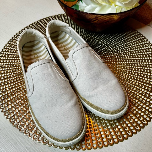 Ⓜ️✅SOLD✅Vionic Rae Slip On Sneaker - Picture 10 of 12